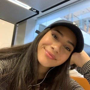 Meet your Posher, Fatima